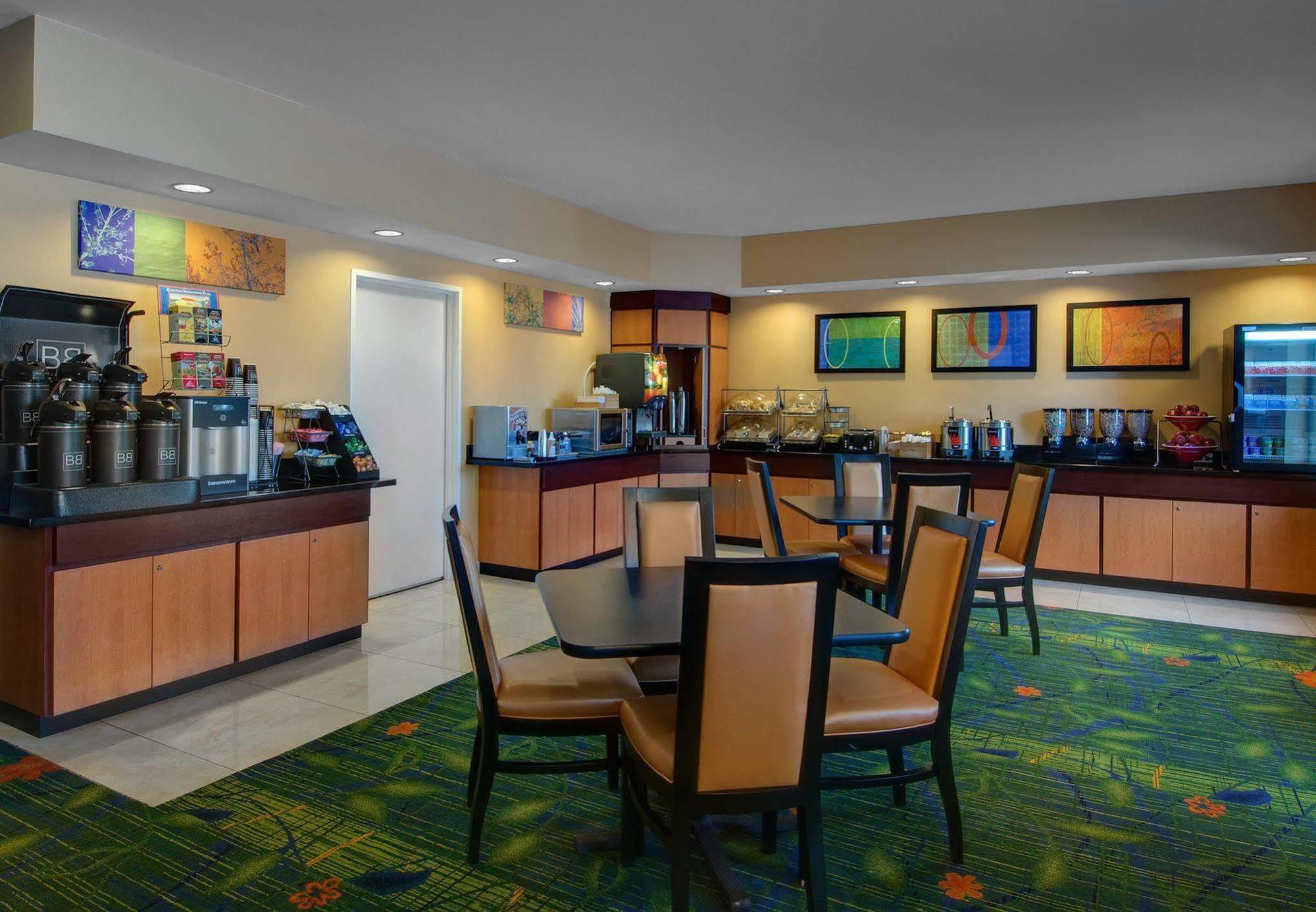 Fairfield Inn & Suites Denver Airport Exterior photo