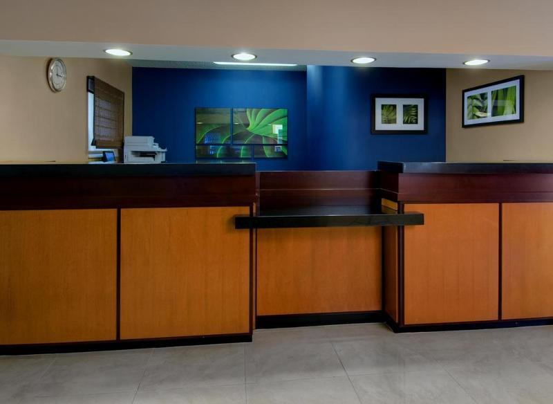 Fairfield Inn & Suites Denver Airport Exterior photo
